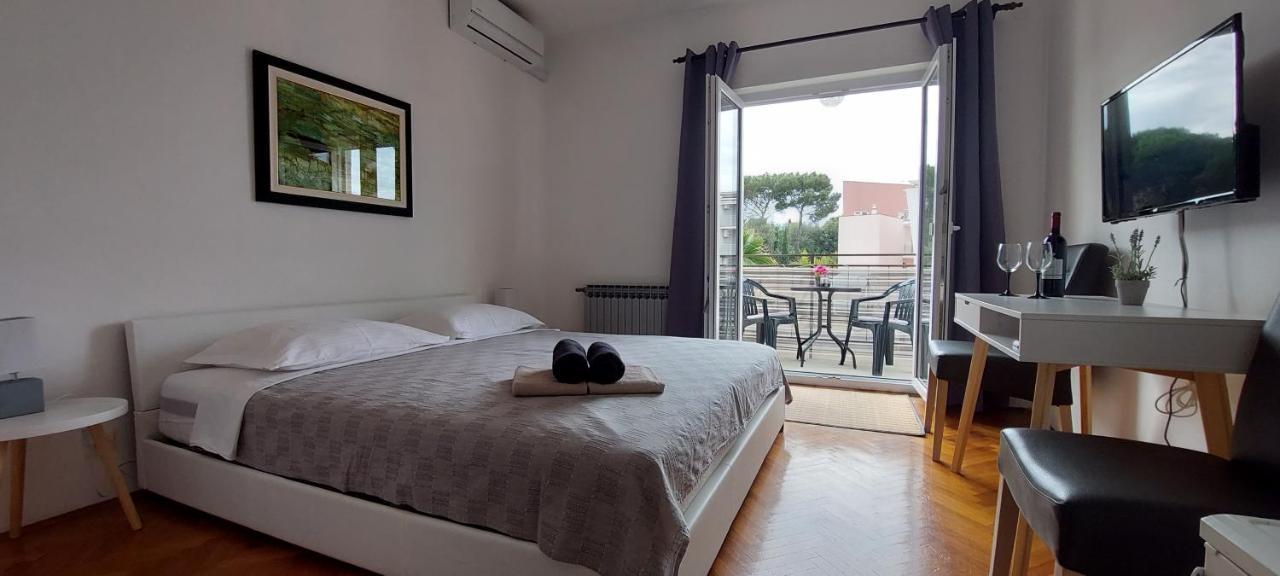 Villa Salvia Rooms And Apartments Rovinj Exterior photo