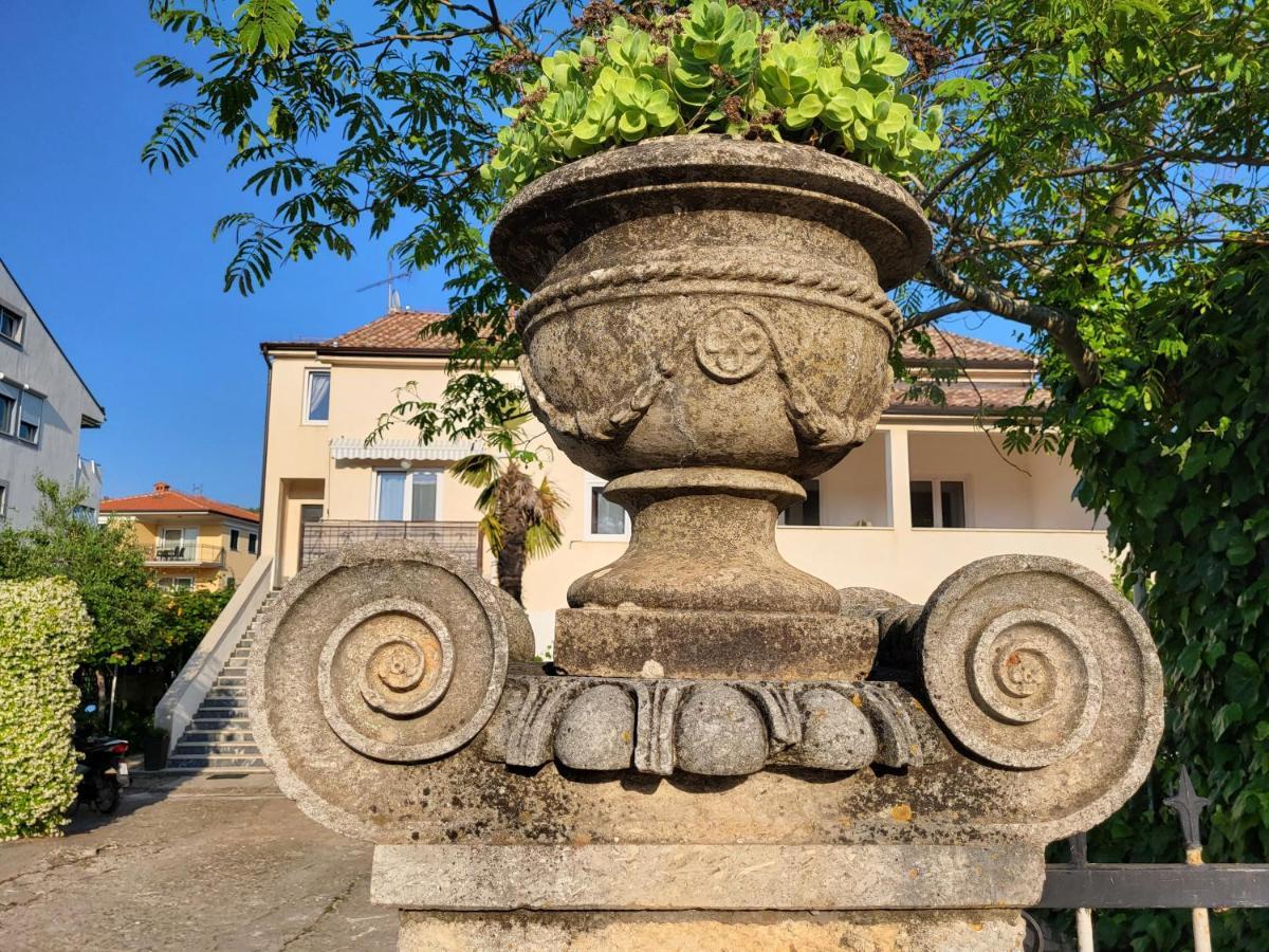 Villa Salvia Rooms And Apartments Rovinj Exterior photo