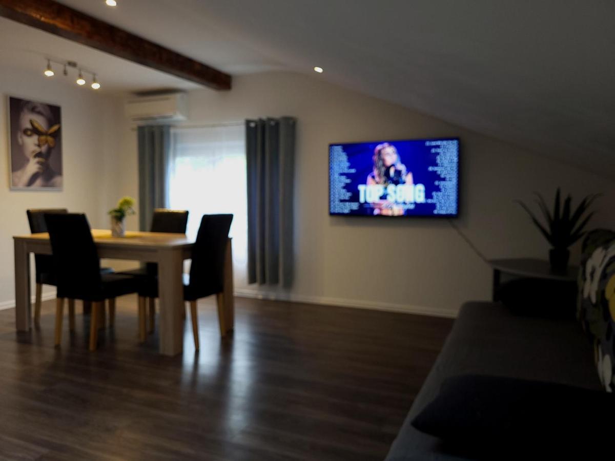 Villa Salvia Rooms And Apartments Rovinj Exterior photo